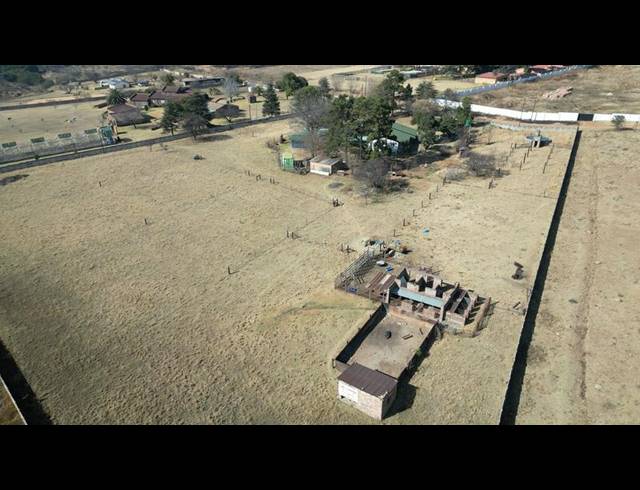 FARM FOR SALE IN HOEVELD PARK